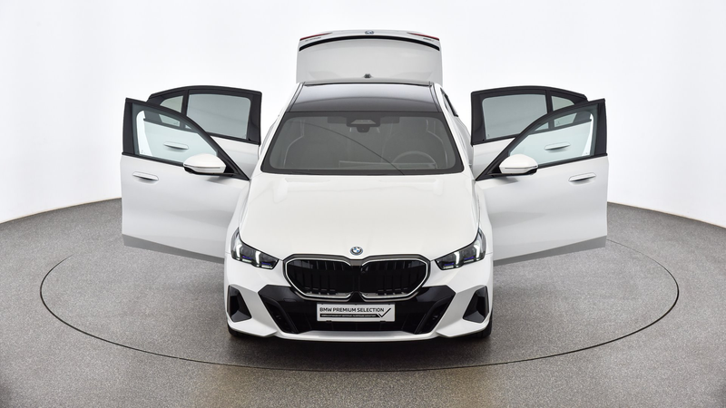 BMW 550 e xDrive *M-Sportpaket Pro *Panoramadach *AHK — photo 8