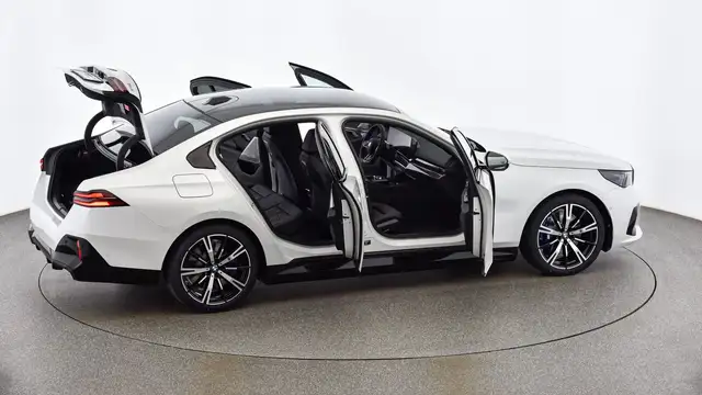 BMW M view 12