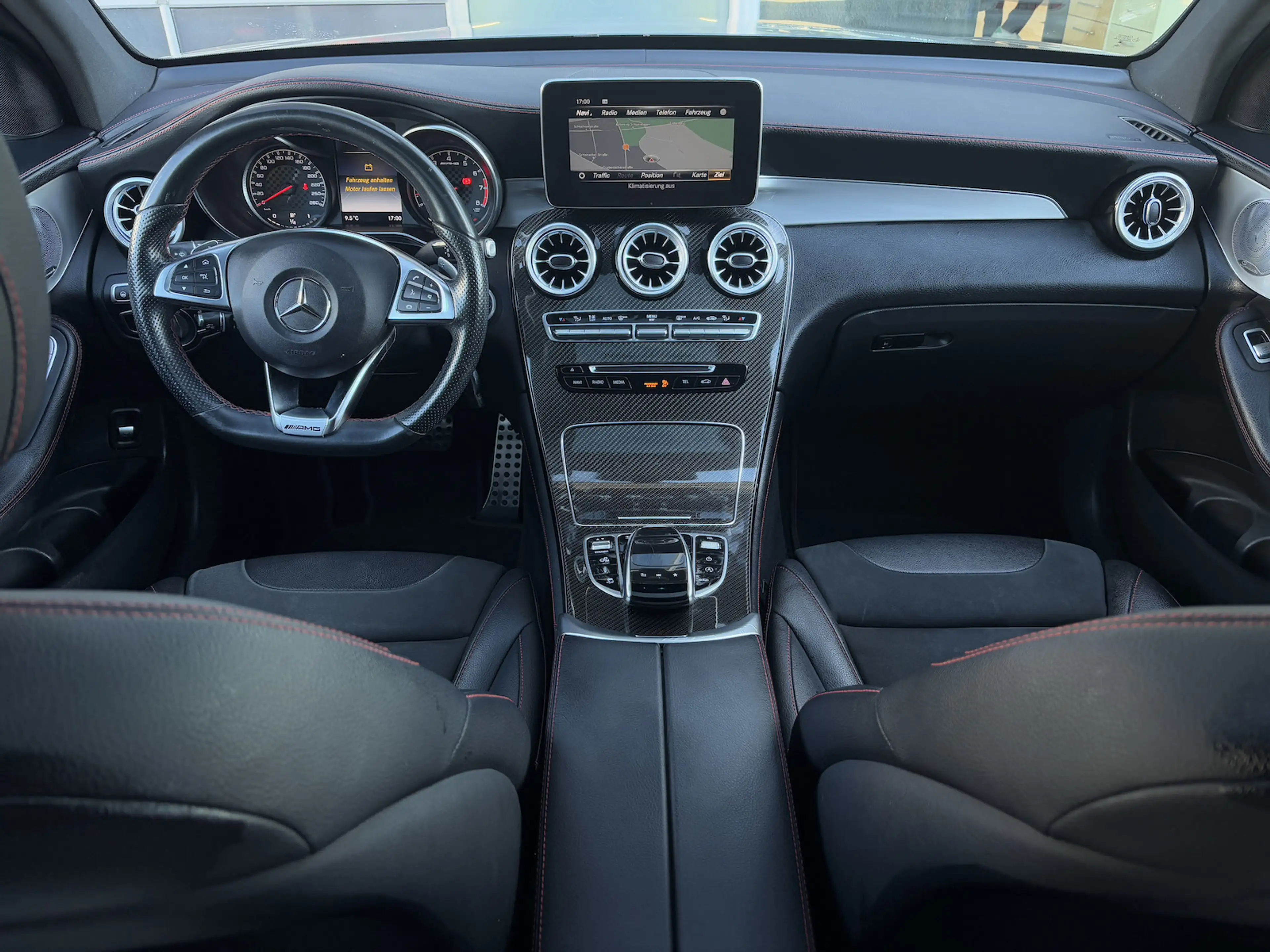 Mercedes-Benz GLC 43 AMG NIGHT/360°/HEAD-UP/SCHIEBE-DACH/21´´ — photo 17