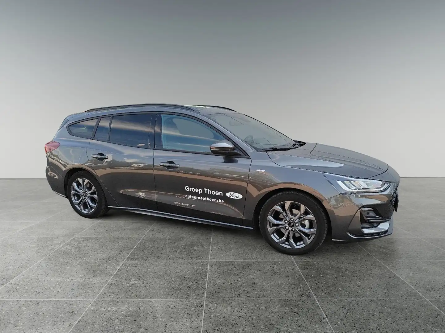 Ford Focus EcoBoost mHEV ST-Line X Schwarz - 2