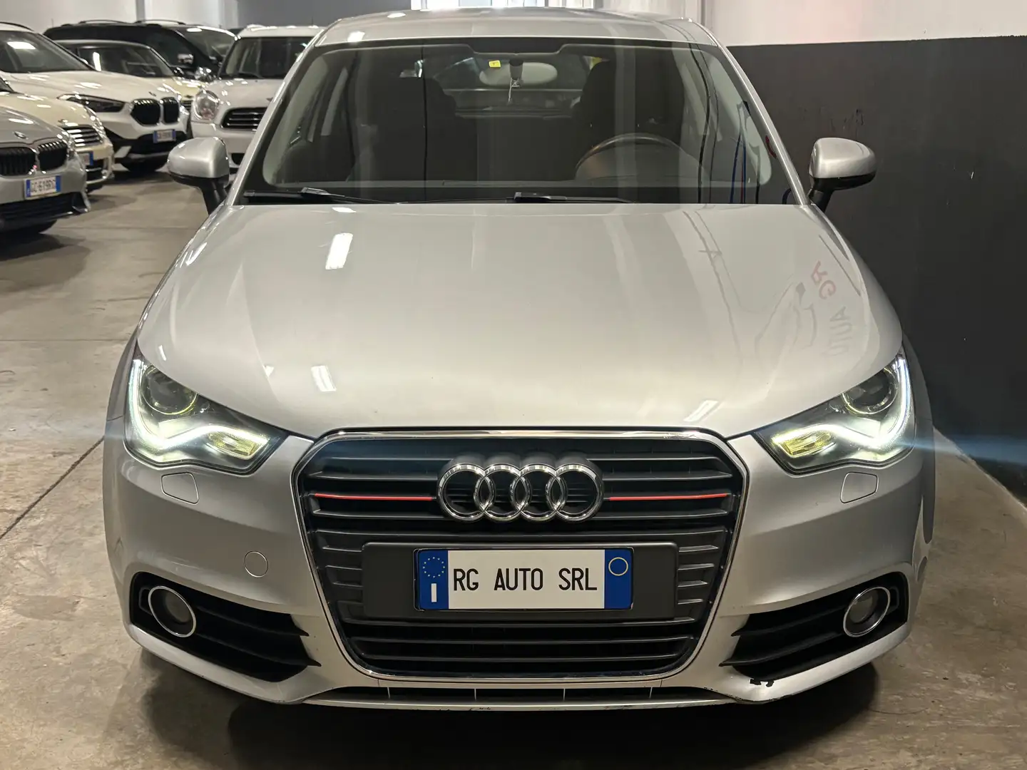 Audi A1 A1 I 2010 3p 1.2 tfsi Attraction Argento - 2