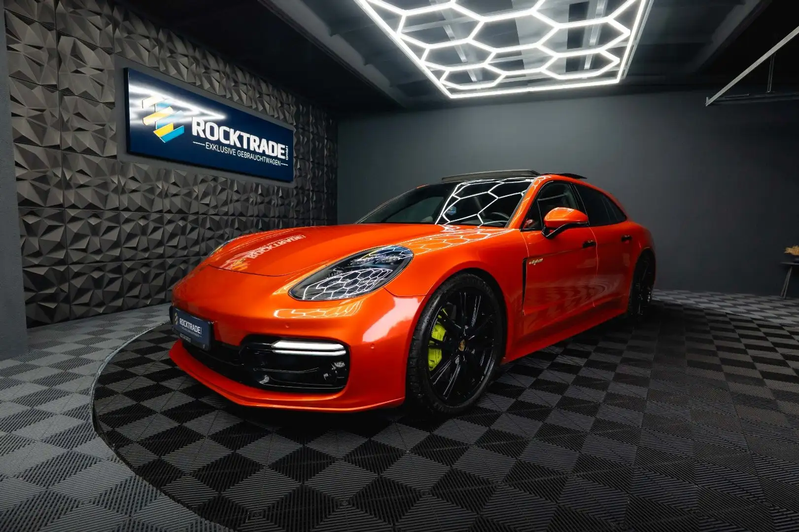 Porsche Panamera Turismo 4 E-Hybrid Sport-Design *Pano* Orange - 1
