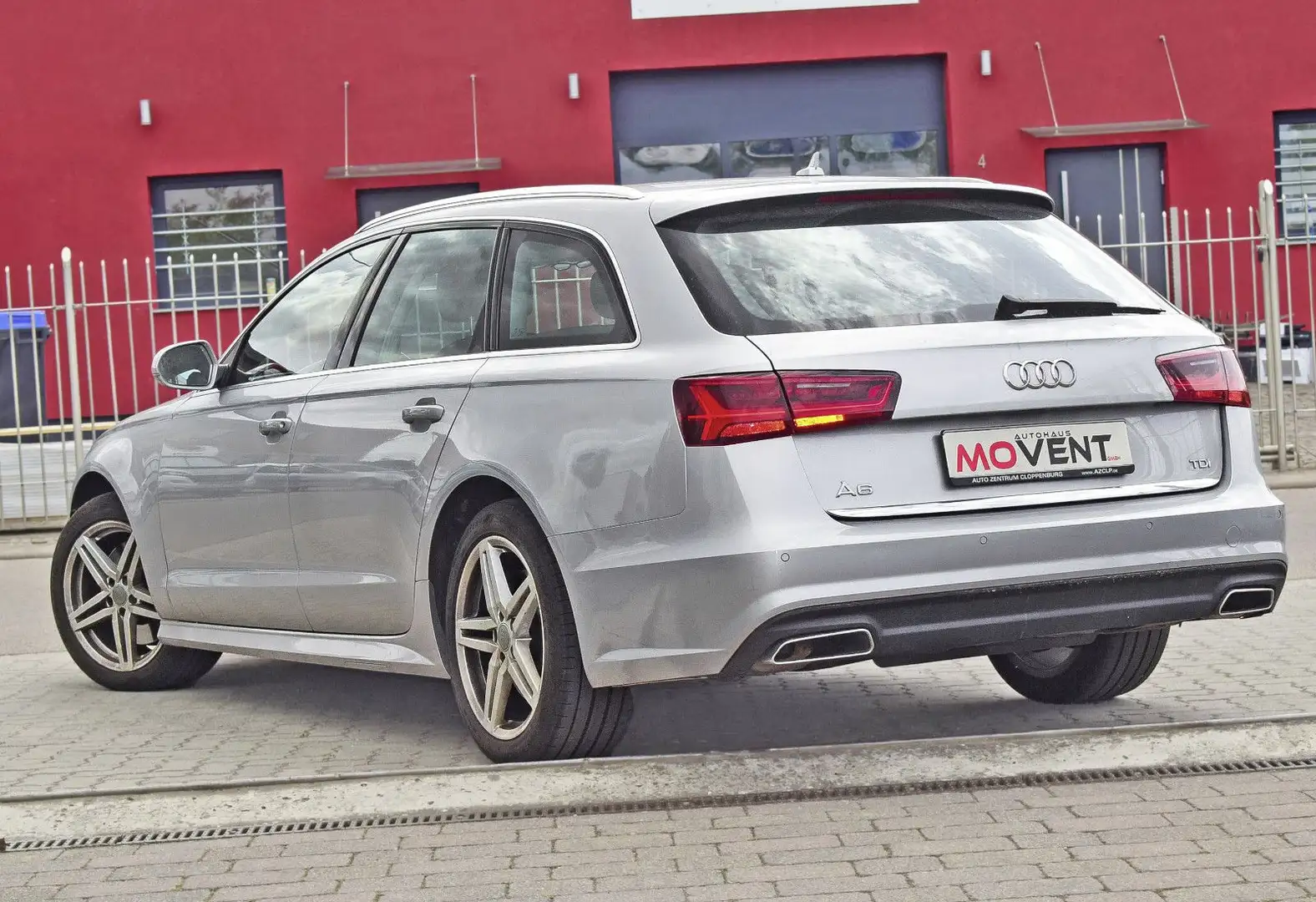 Audi A6 3.0 TDI S tronic Avant*Leder*Navi*LED Silber - 2