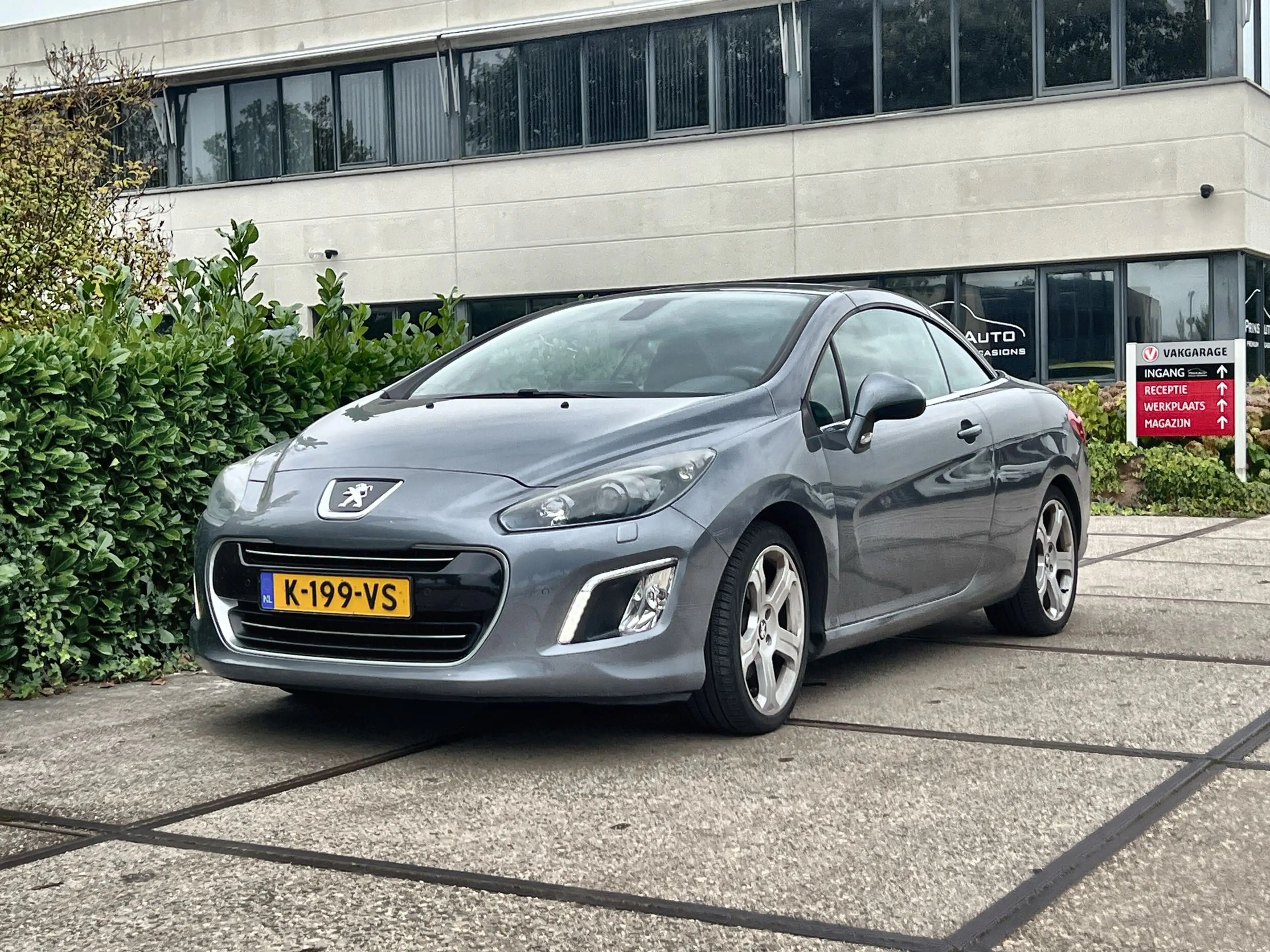 Peugeot 308 CC 1.6 THP Feline |NEKVERWARMING|STOELVERWARMING|E
