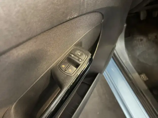 Opel Corsa view 7