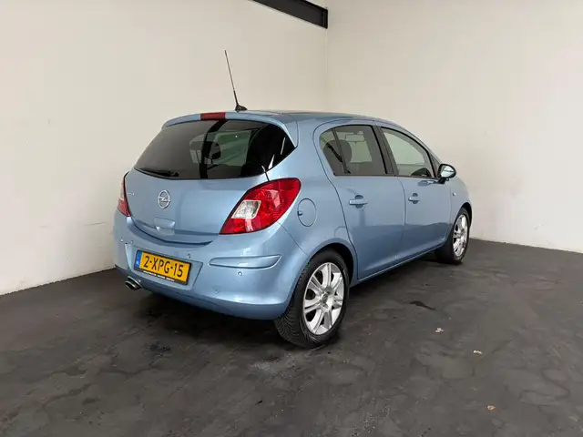 Opel Corsa view 2