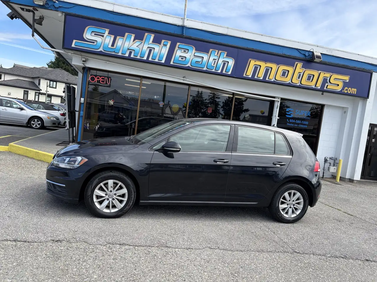 Volkswagen Golf photo Volkswagen Golf