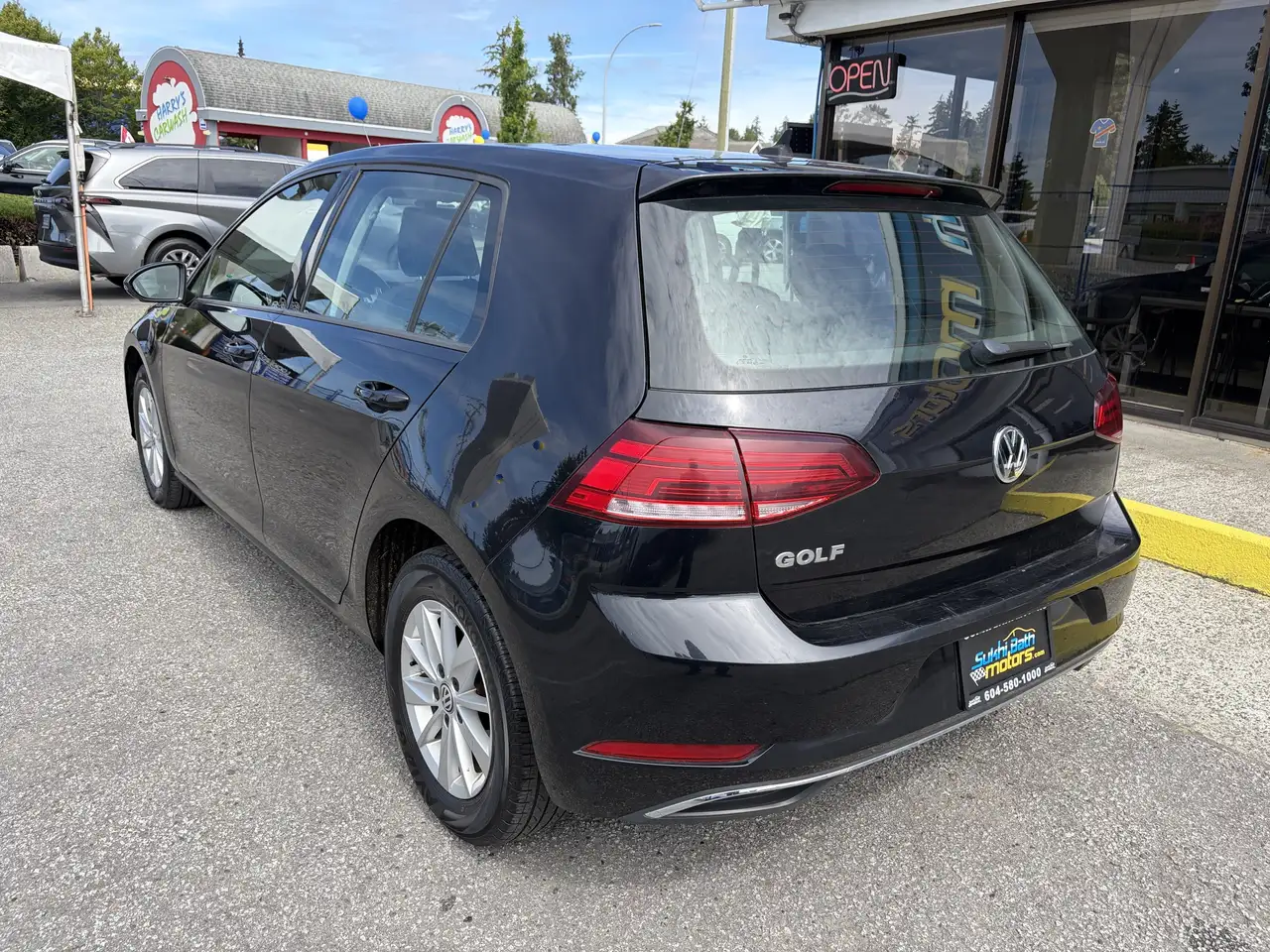 Volkswagen Golf photo Volkswagen Golf