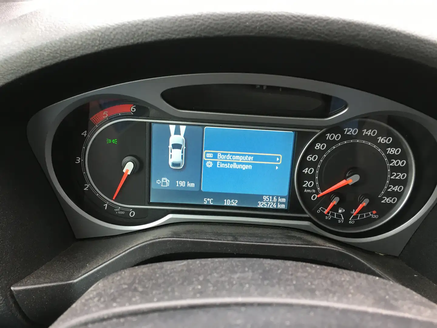 Ford Galaxy Galaxy Titanium 2,2 TDCi DPF  Titanium Stage IV Grau - 2