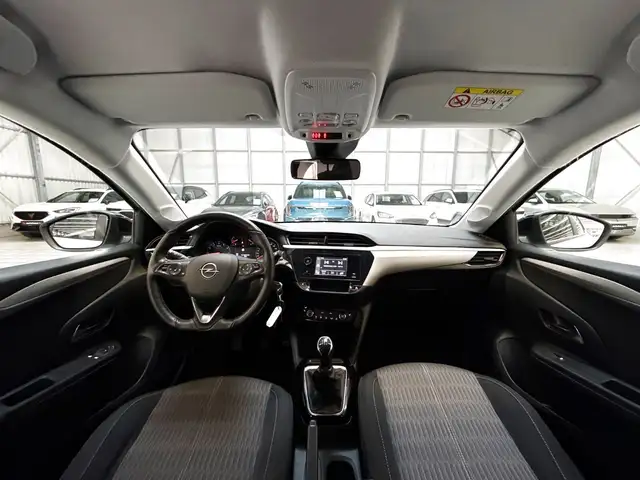Opel Corsa view 9