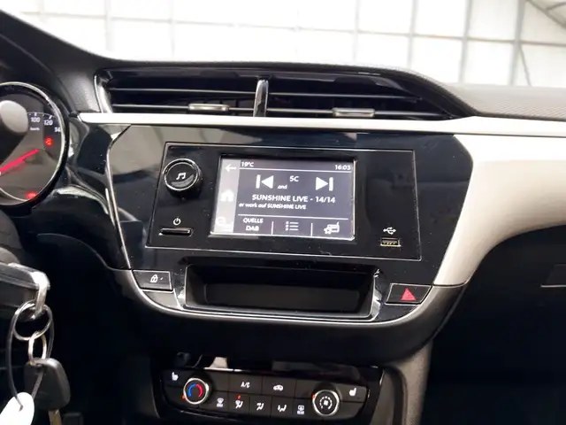 Opel Corsa view 12
