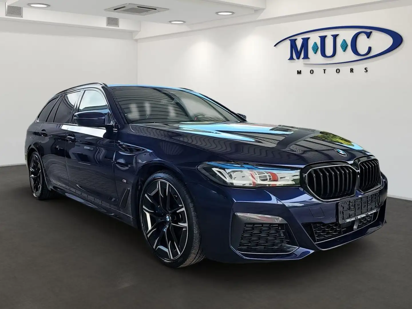 BMW 540 d xDrive Edition M Sport~Laser~Pano plava - 2
