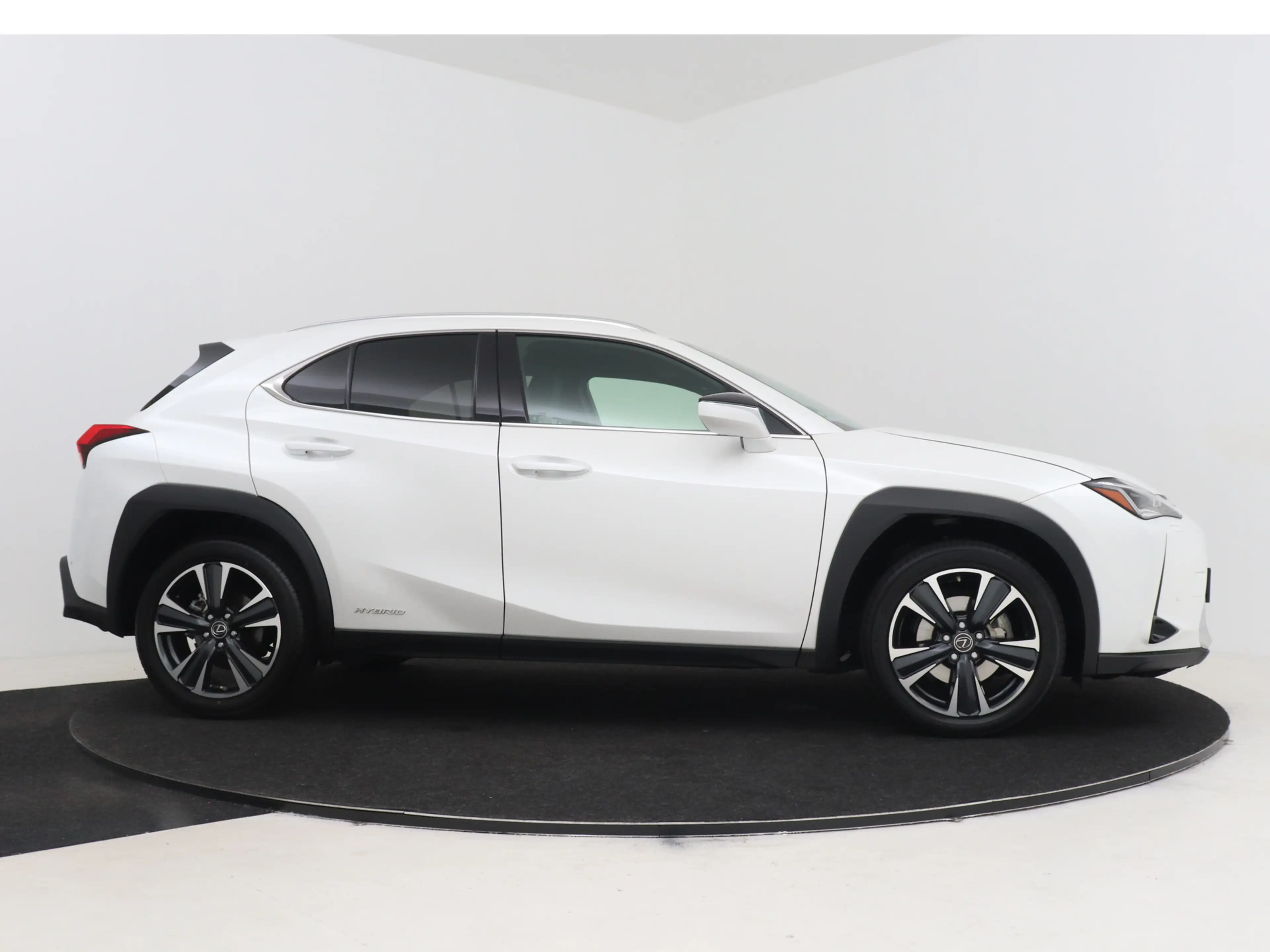 Lexus UX 250h Preference Line | Premium uitgevoerd | Dealeronder — photo 12
