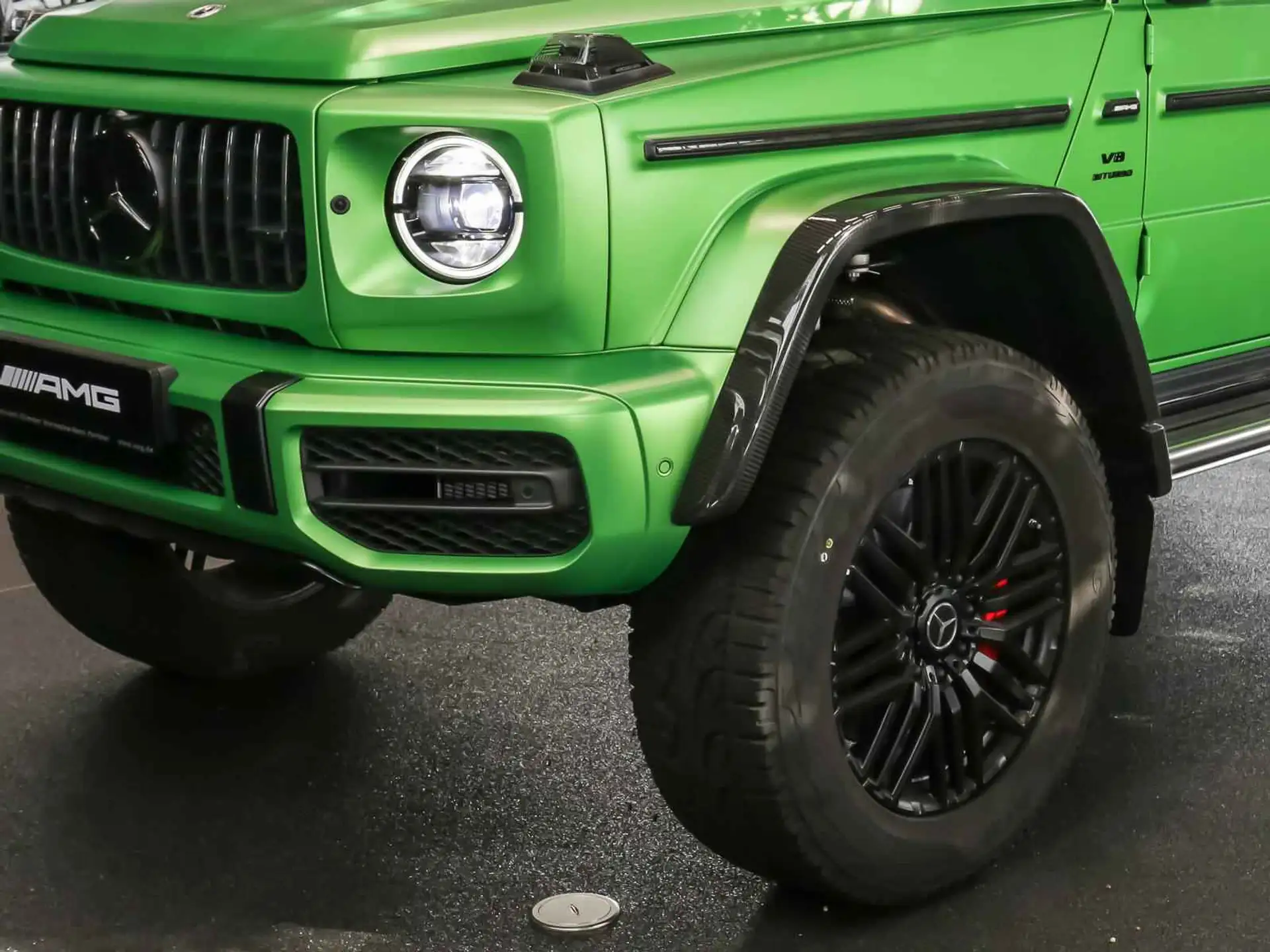 벤츠 G-Class G 63 AMG 2023 초록 사진 3