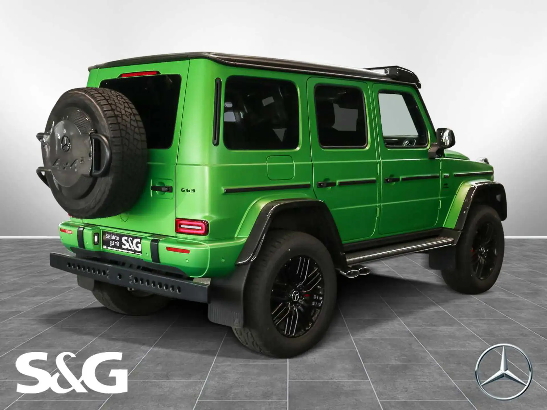 벤츠 G-Class G 63 AMG 2023 초록 사진 2