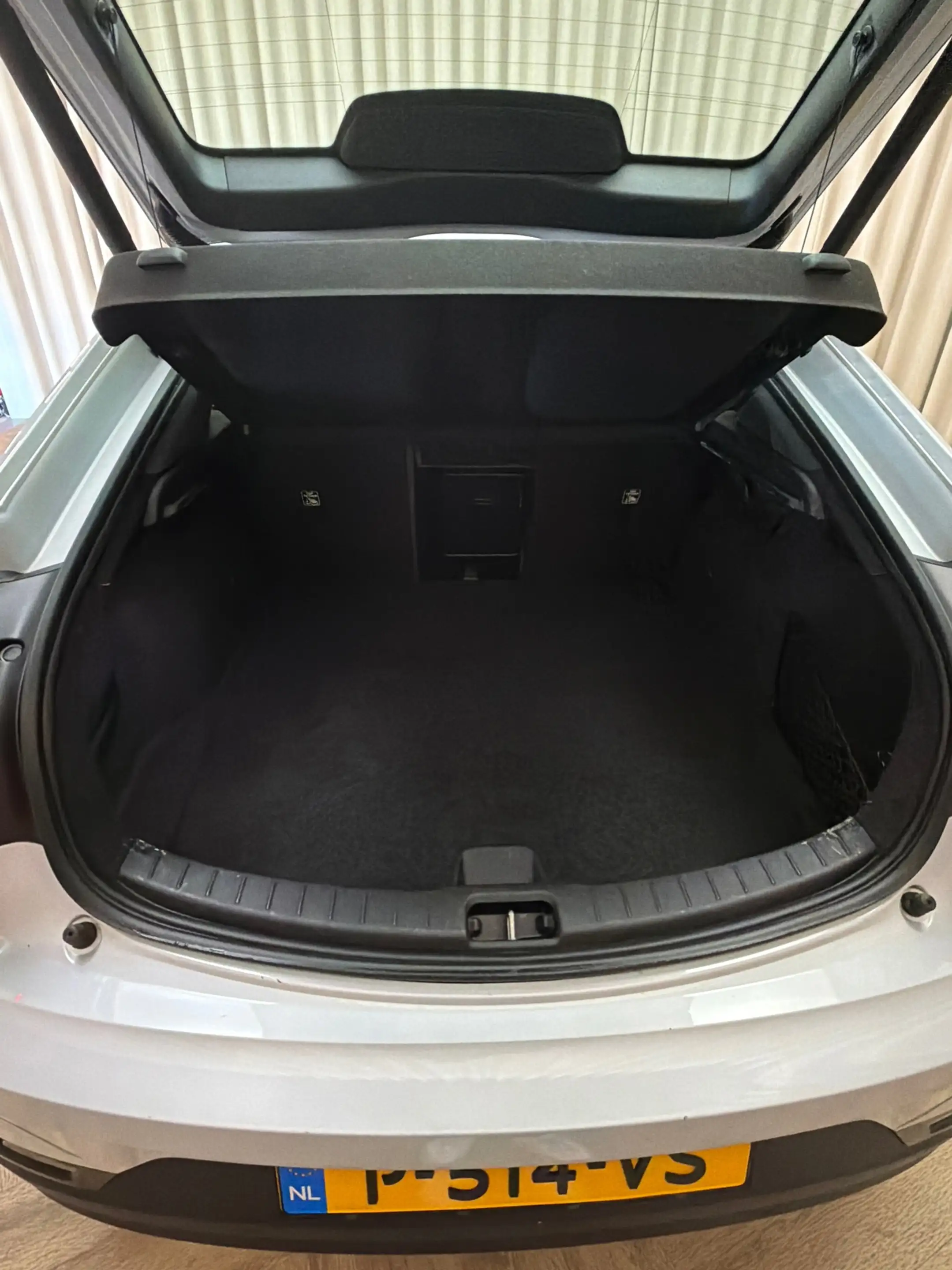Polestar 2 Standard Range Single Motor | Elek. Stoel met memo — photo 23