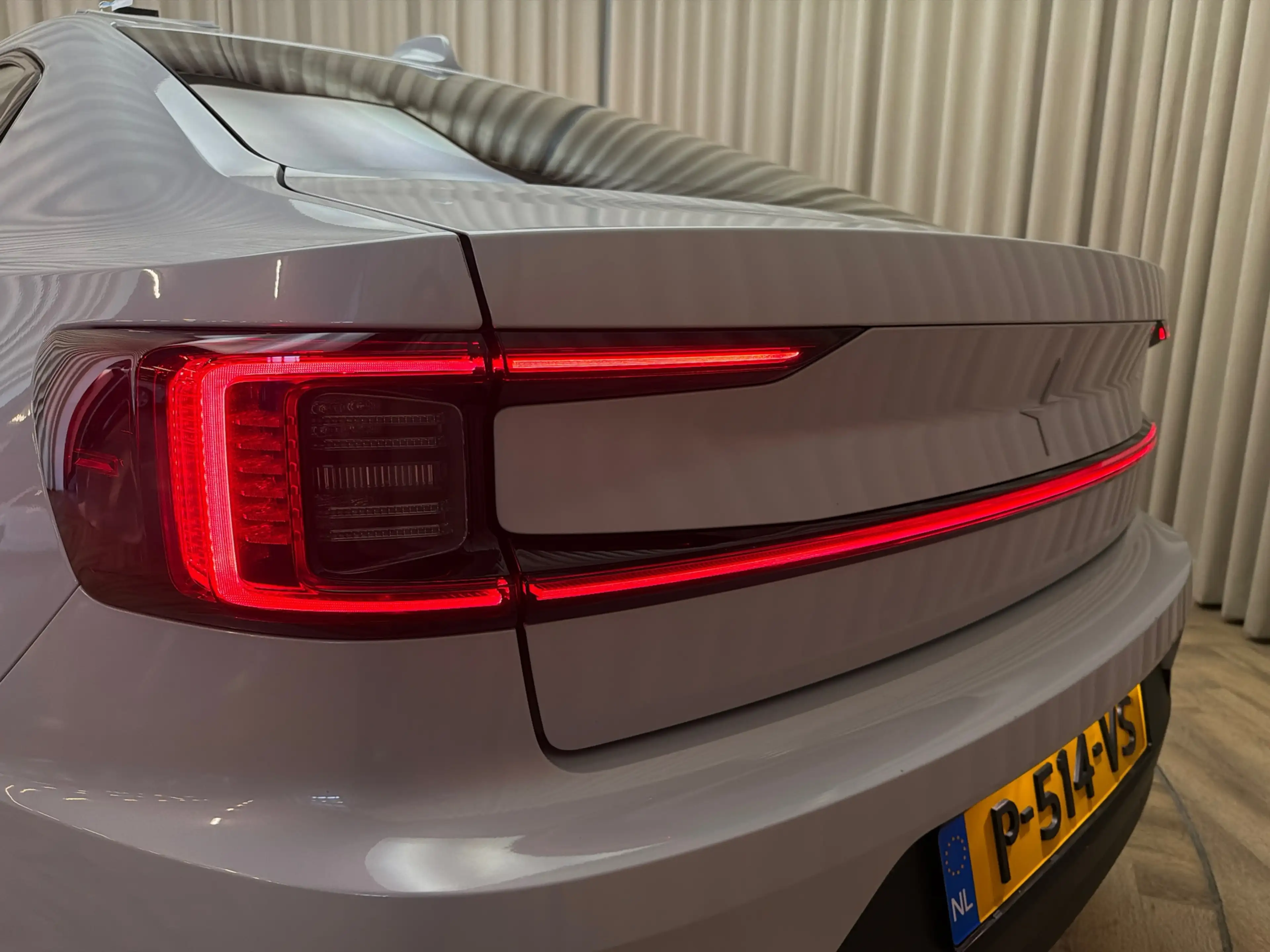 Polestar 2 Standard Range Single Motor | Elek. Stoel met memo — photo 24