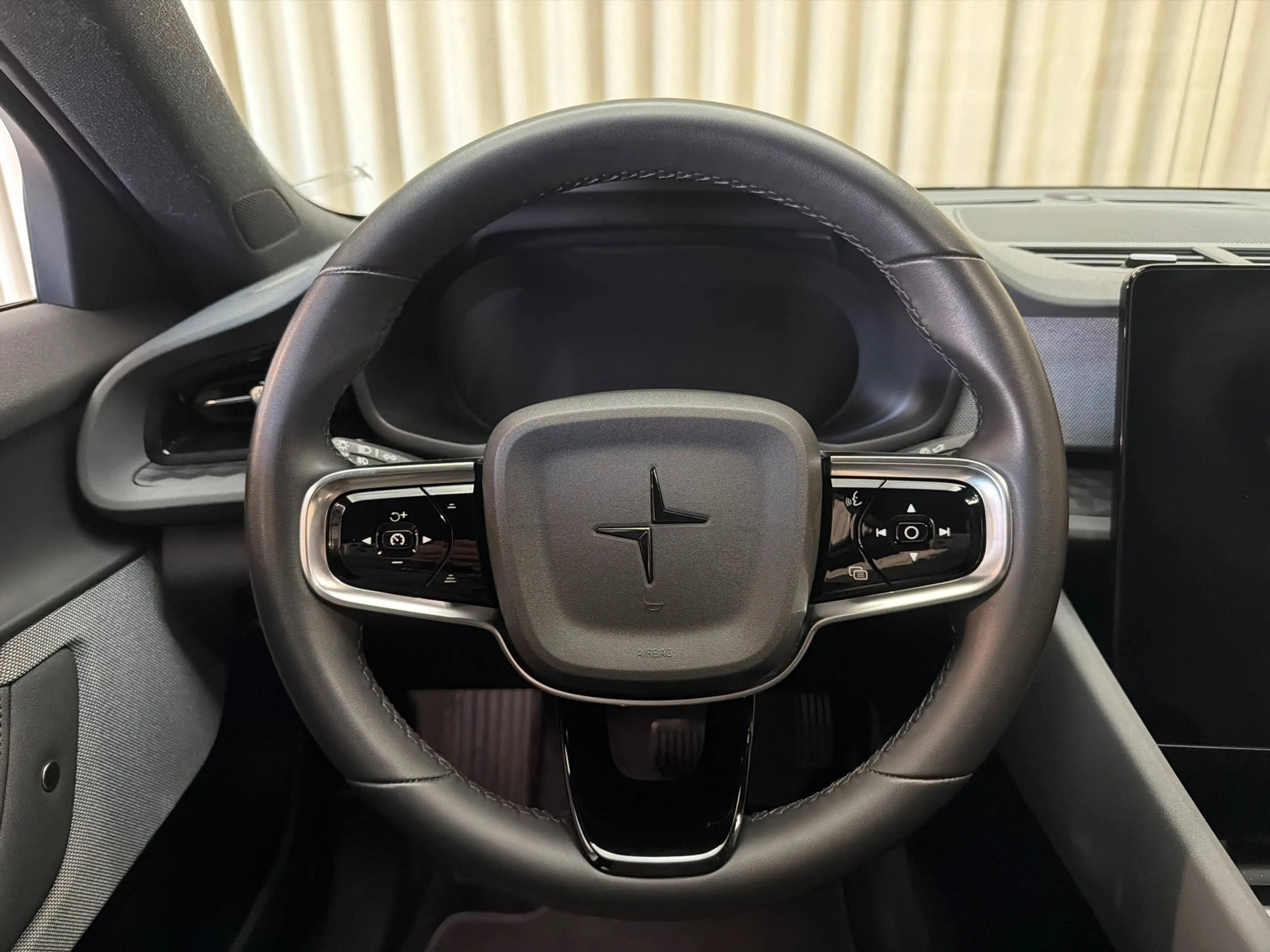 Polestar 2 Standard Range Single Motor | Elek. Stoel met memo — photo 4