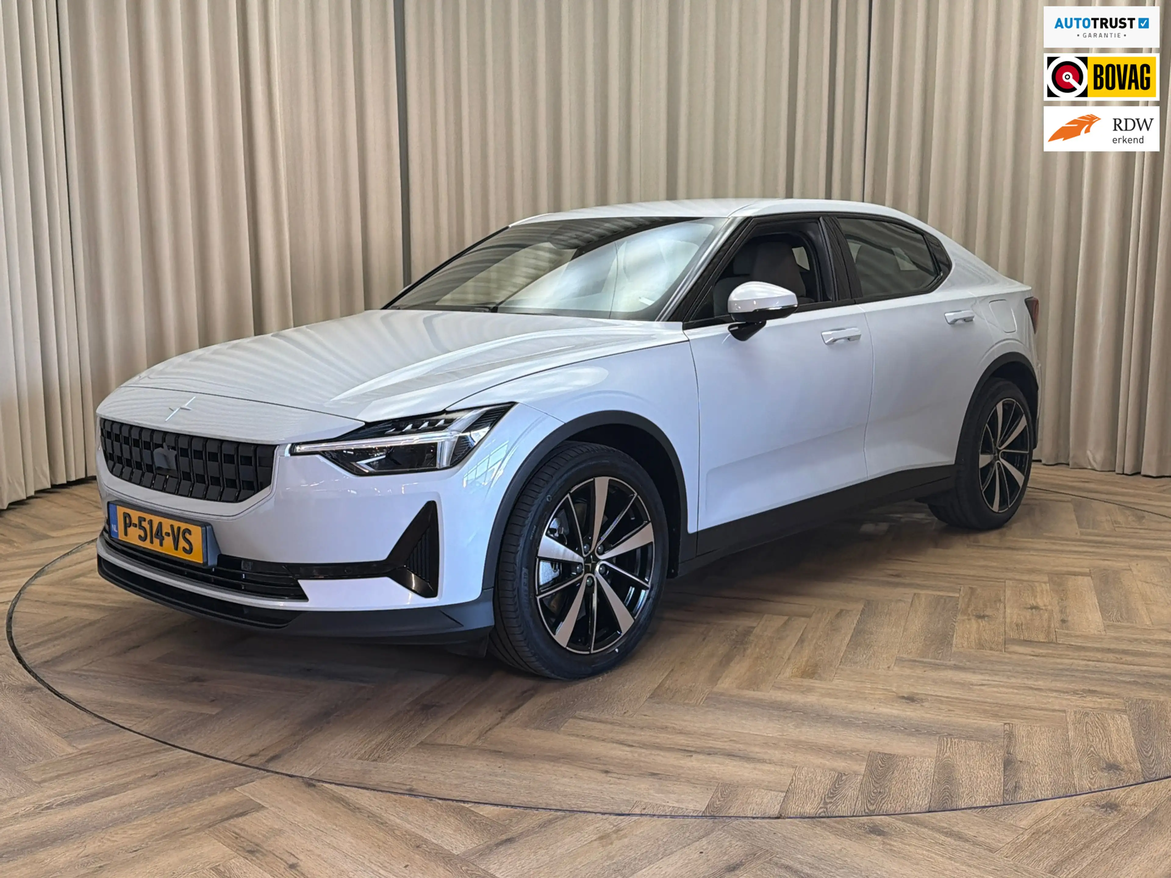 Polestar 2 Standard Range Single Motor | Elek. Stoel met memo