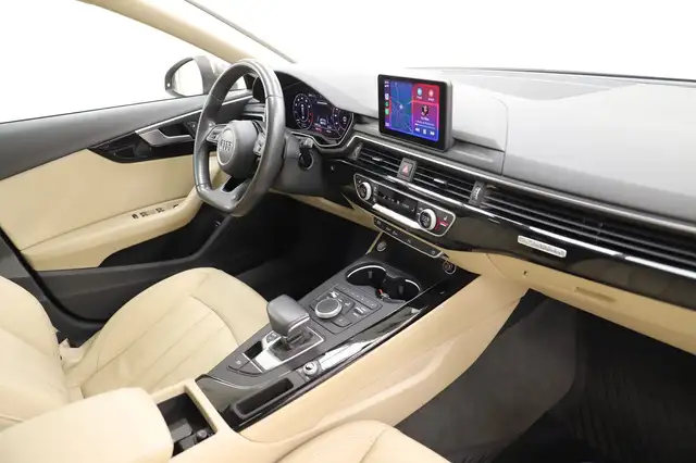 Audi A4 view 15