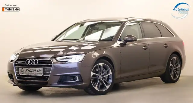 Audi A4 view 3