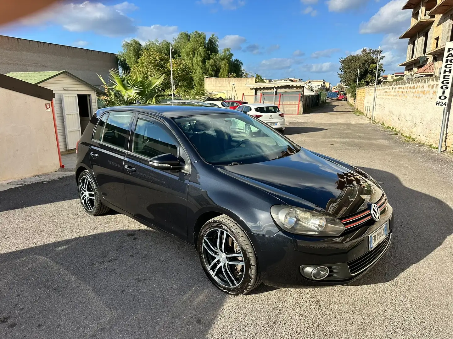 Volkswagen Golf 2.0 TDI 140CV DPF DSG 5P Highline - 2