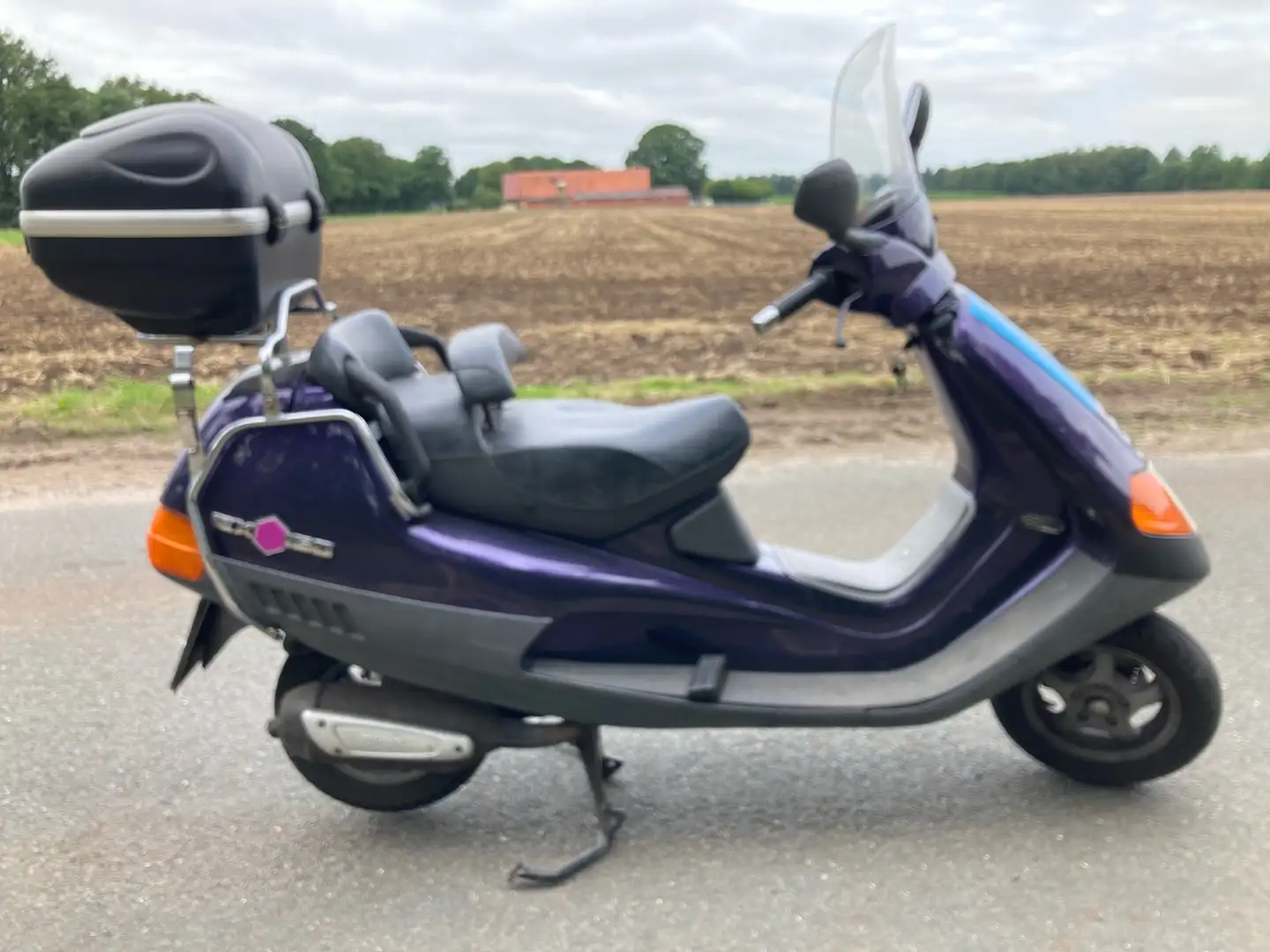 Piaggio Hexagon 150 - 1