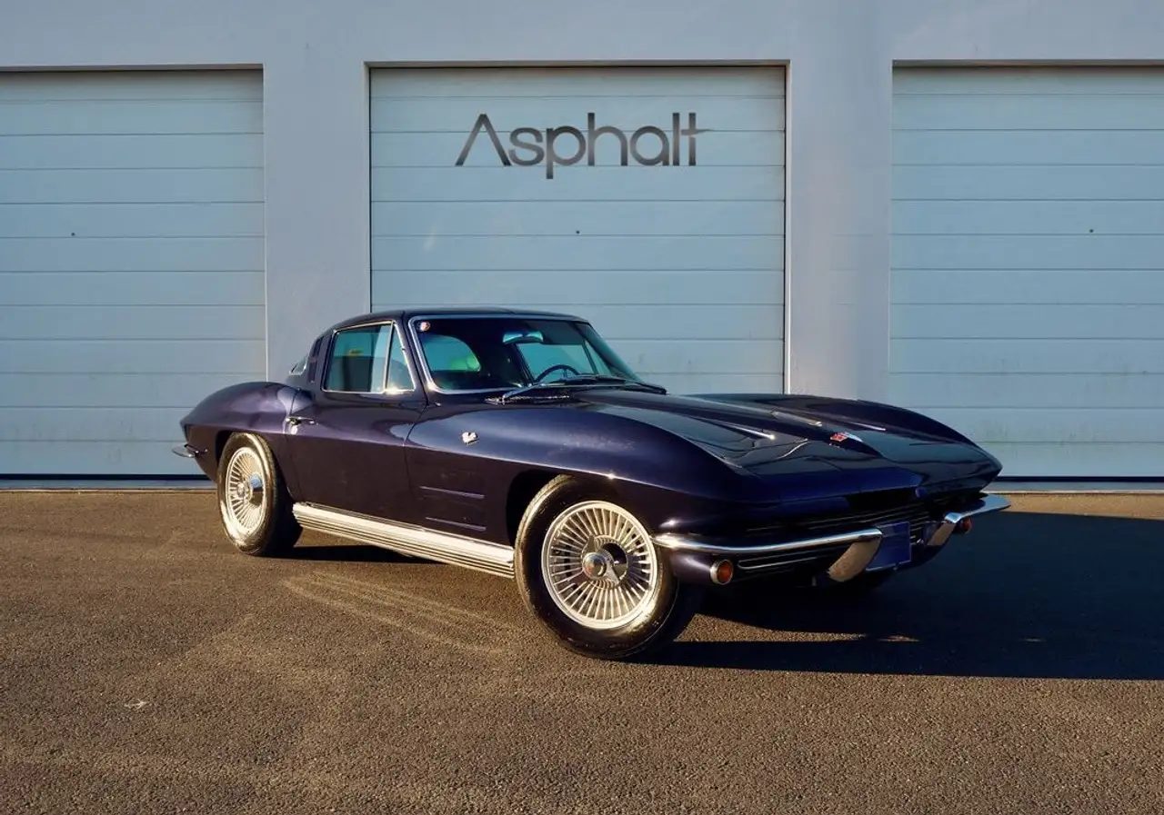 Chevrolet Corvette Stingray coupé V8 327Ci BVM, foto 1