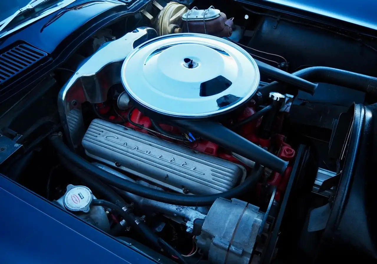 Chevrolet Corvette Stingray coupé V8 327Ci BVM, foto 10