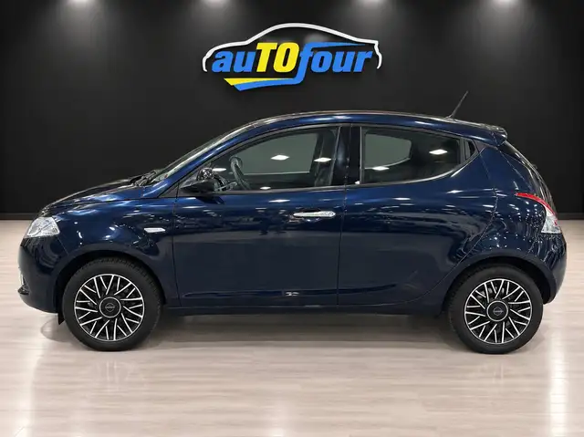 Lancia Ypsilon view 7