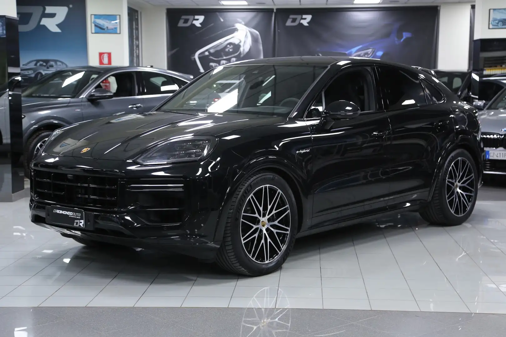 Porsche Cayenne Coupé 4.0 V8 Turbo 740 cv E-Hybrid plug-in auto Noir - 1