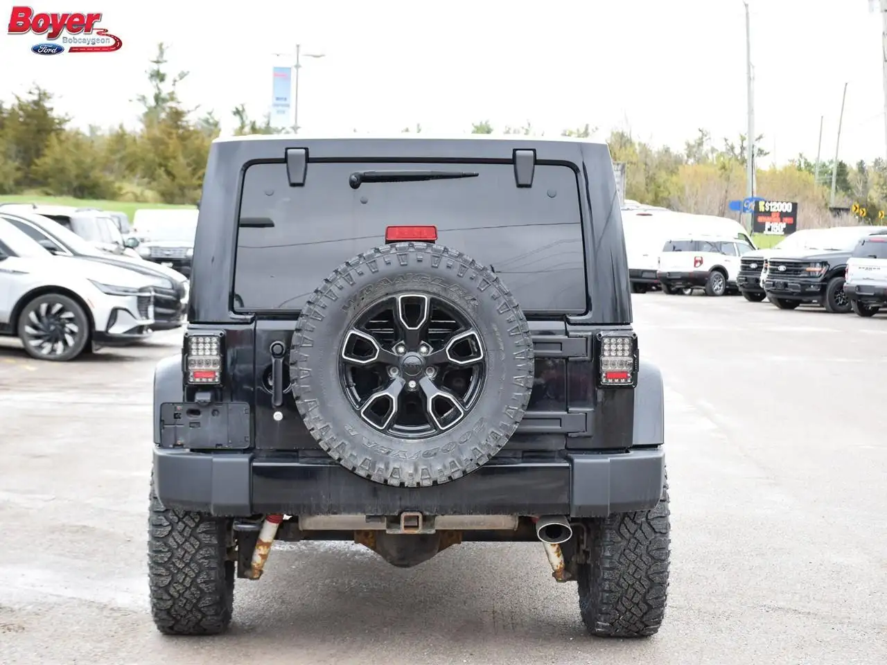 Jeep Wrangler снимка Jeep Wrangler