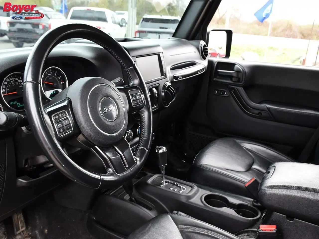 Jeep Wrangler снимка Jeep Wrangler