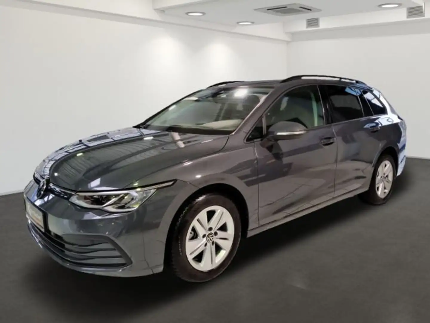 Volkswagen Golf Variant Golf VIII Variant 2,0 TDI LIFE Navi Licht+Sicht Grijs - 2