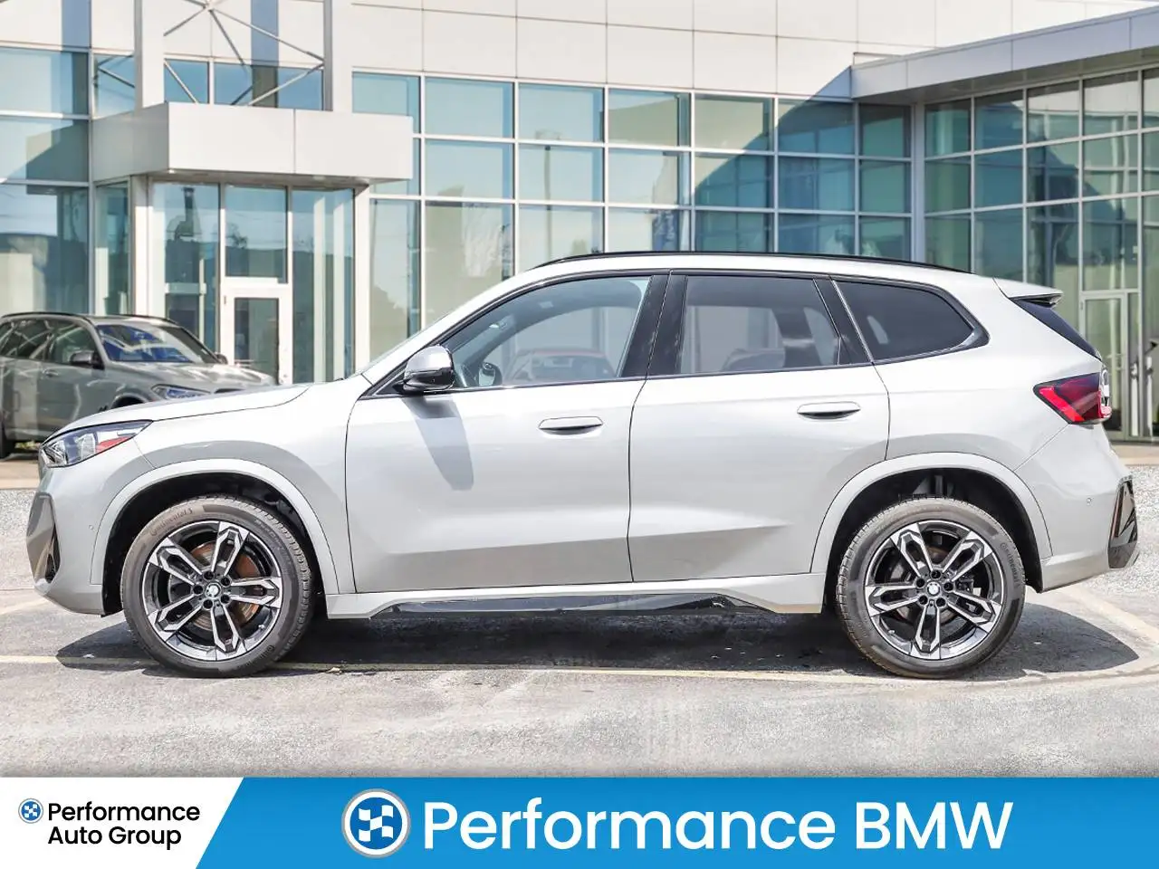 BMW X1 снимка BMW X1