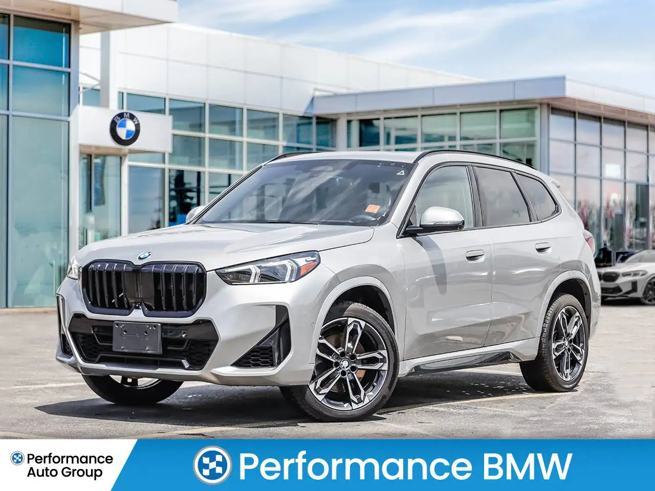 BMW X1 снимка BMW X1