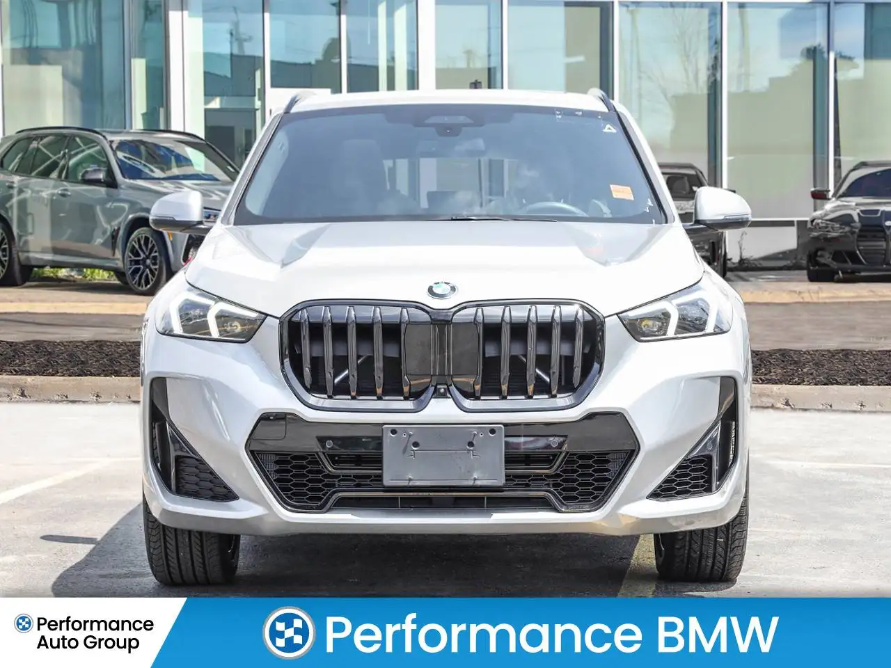 BMW X1 снимка BMW X1