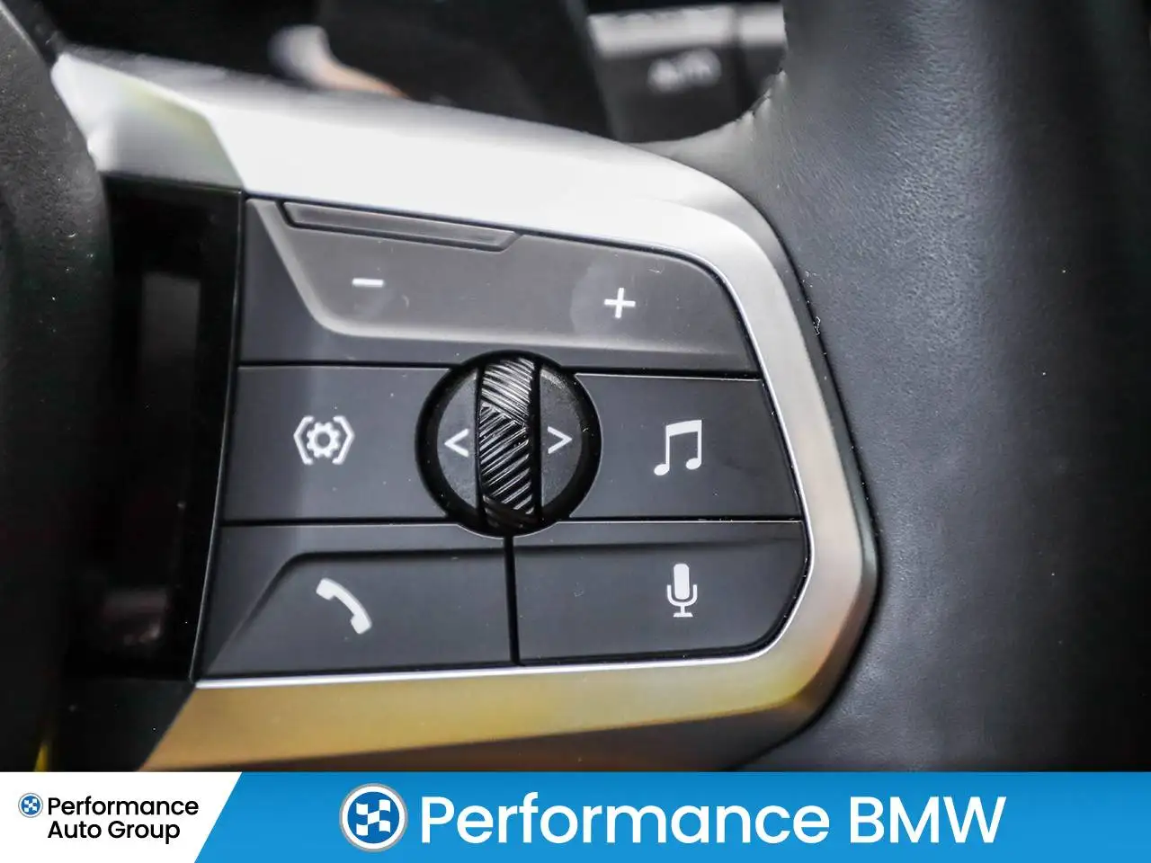 BMW X1 снимка BMW X1