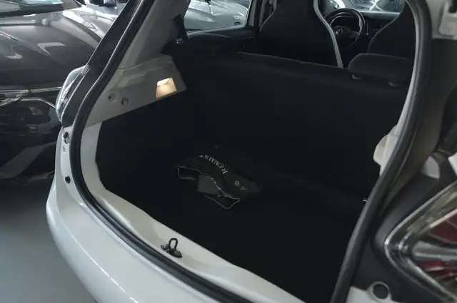 Renault Zoe view 9