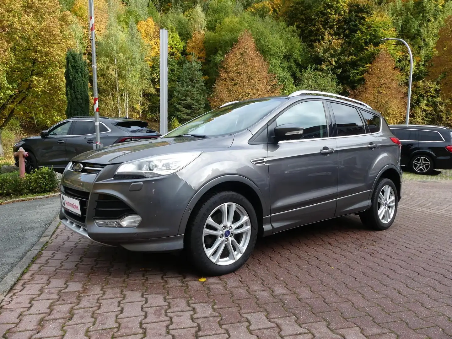 Ford Kuga 1.5*4x4*Aut.*Klima*Sitzhzg*Navi*Kam - 2