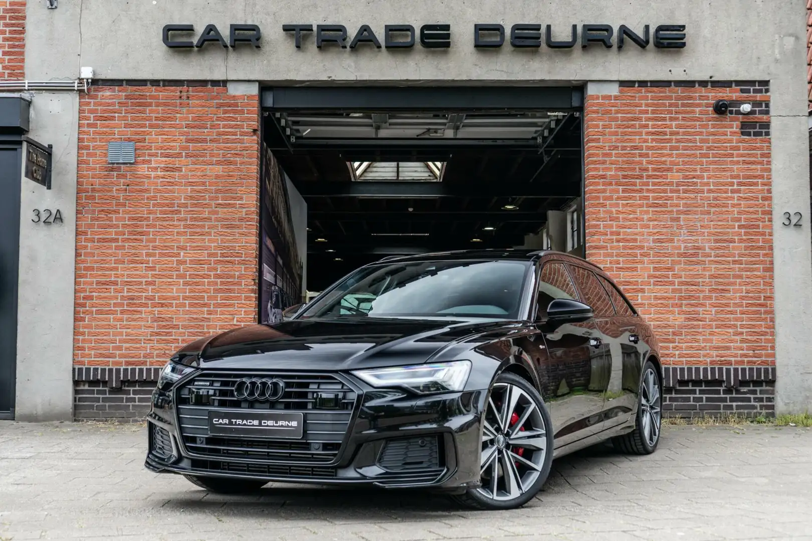 Audi A6 Avant 55 TFSI e Quattro Competition Pano / B&O / A Schwarz - 1
