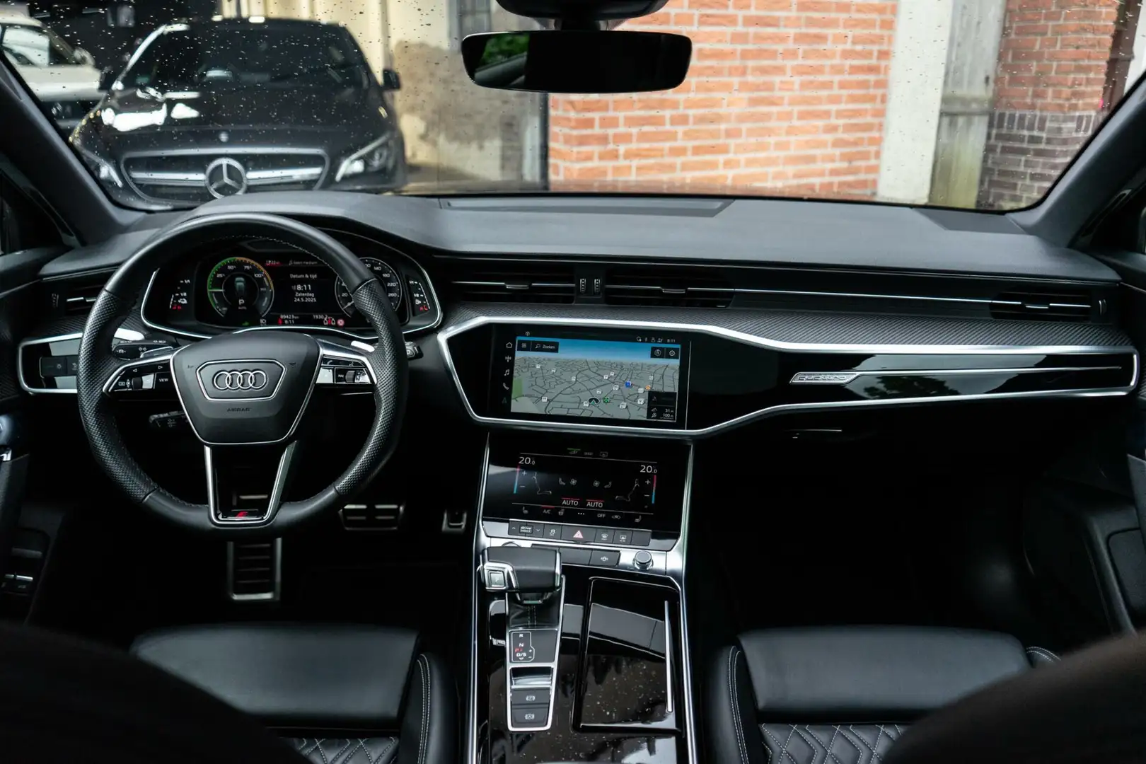 Audi A6 Avant 55 TFSI e Quattro Competition Pano / B&O / A Schwarz - 2