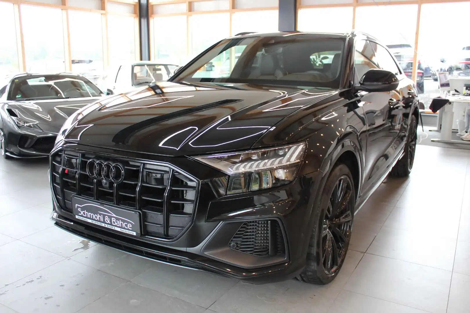 Audi SQ8 4.0 TFSI quattro*MATRIX*OPTIK*PANORAMA* Schwarz - 1