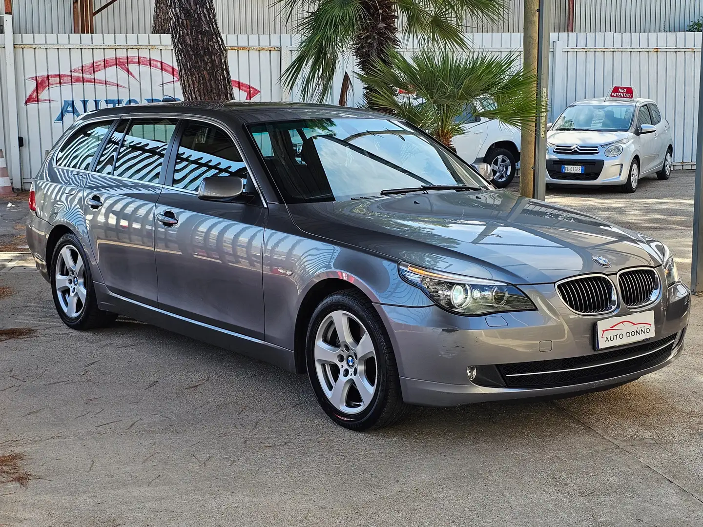 BMW 525 525d Touring Xdrive Eletta Gris - 2