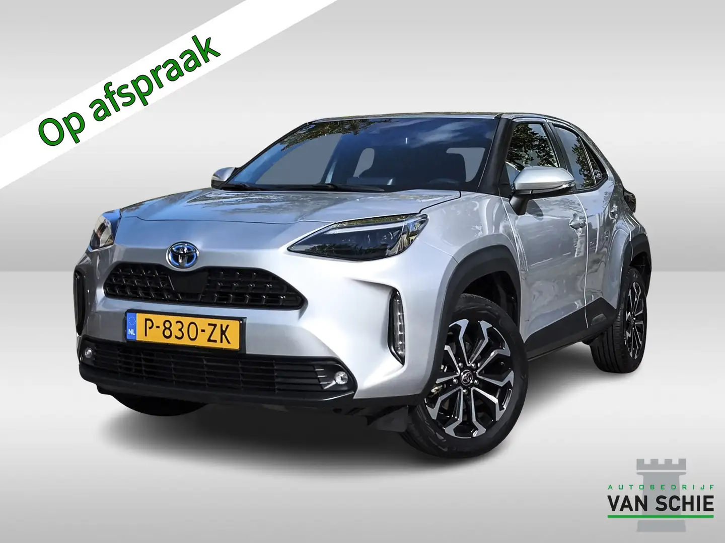 Toyota Yaris Cross 1.5 Hybrid First Edition (93 PK) 1e-Eig. & Dealer- Gris - 1