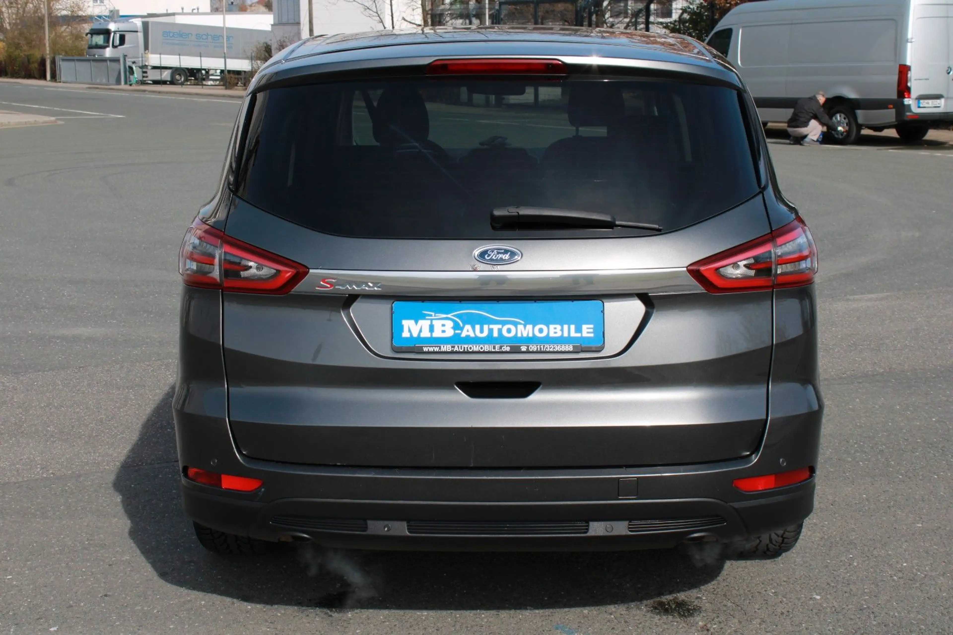 Ford S-Max Titanium 7-Sitzer Tempo Navi LED PDC 17" — photo 8