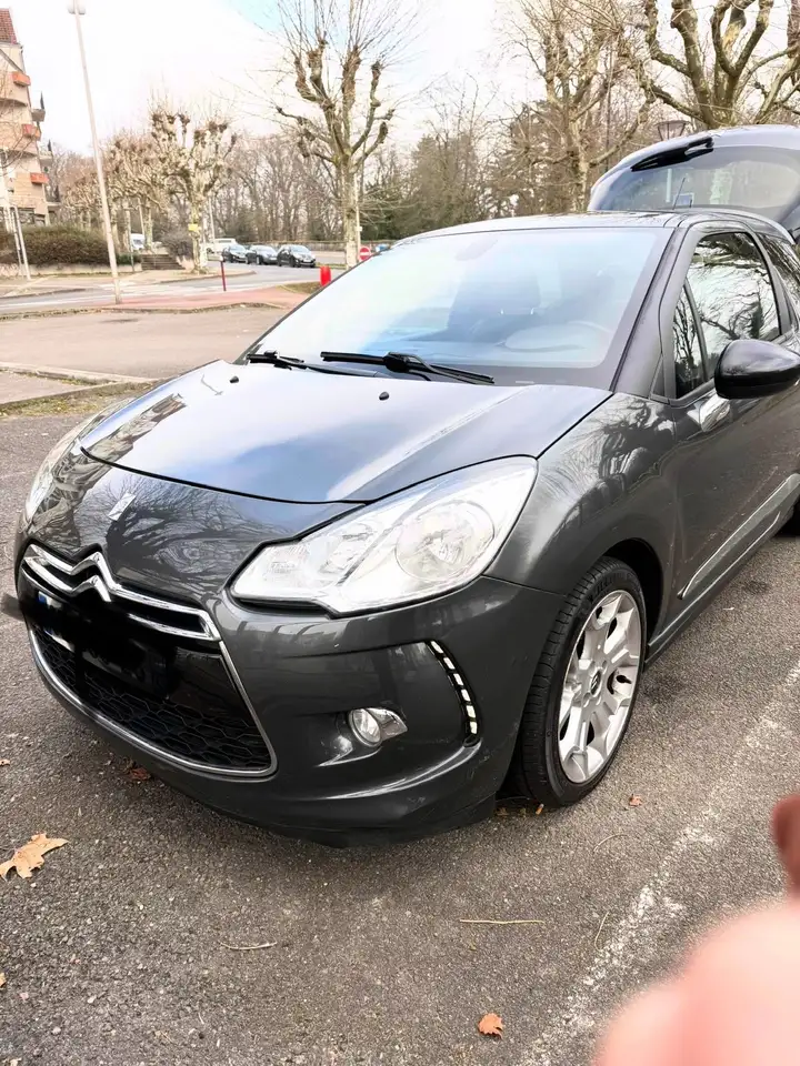 Citroen DS3 e-HDi 90 FAP ETG6 SoChic