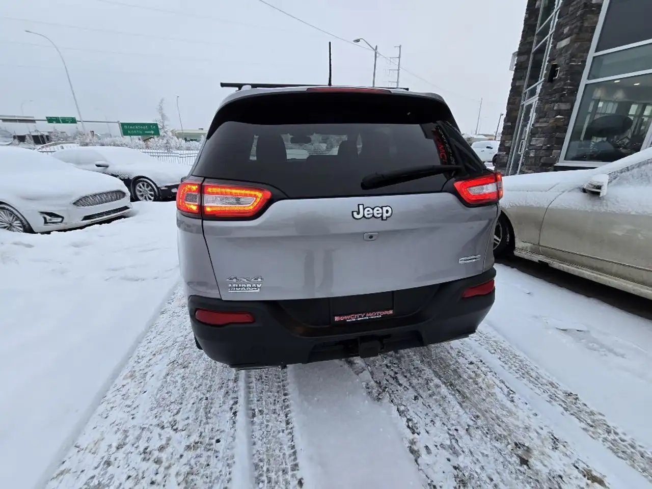 Jeep Cherokee снимка Jeep Cherokee