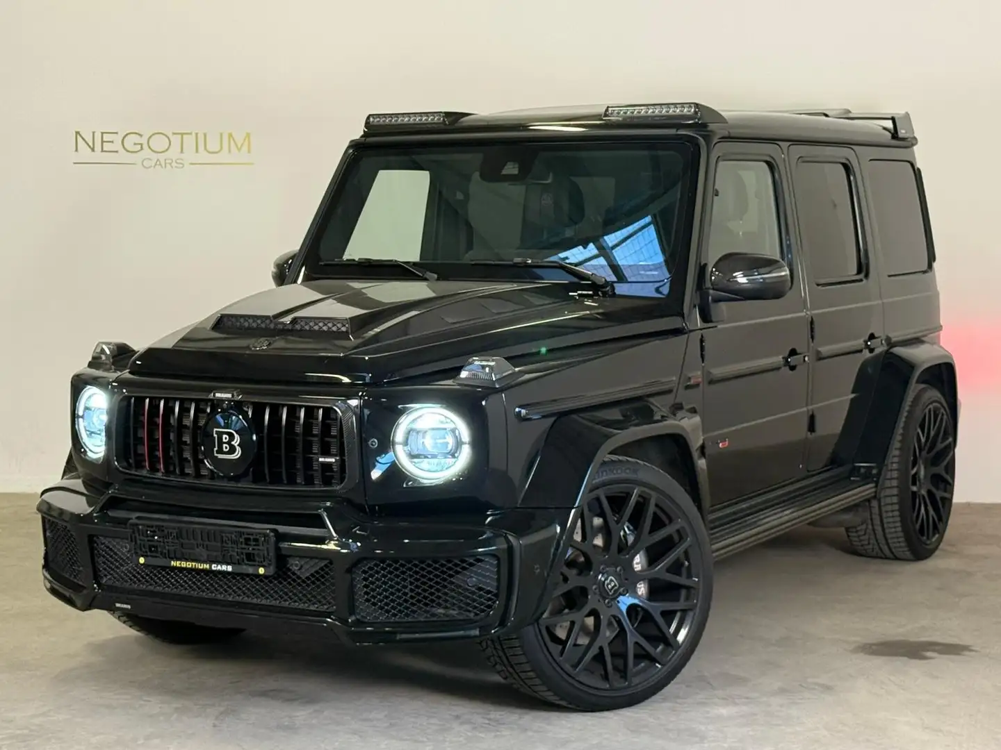 Mercedes-Benz G 63 AMG G 800 BRABUS 4M CARBON 360° Burm DTR AHK Massag Noir - 1