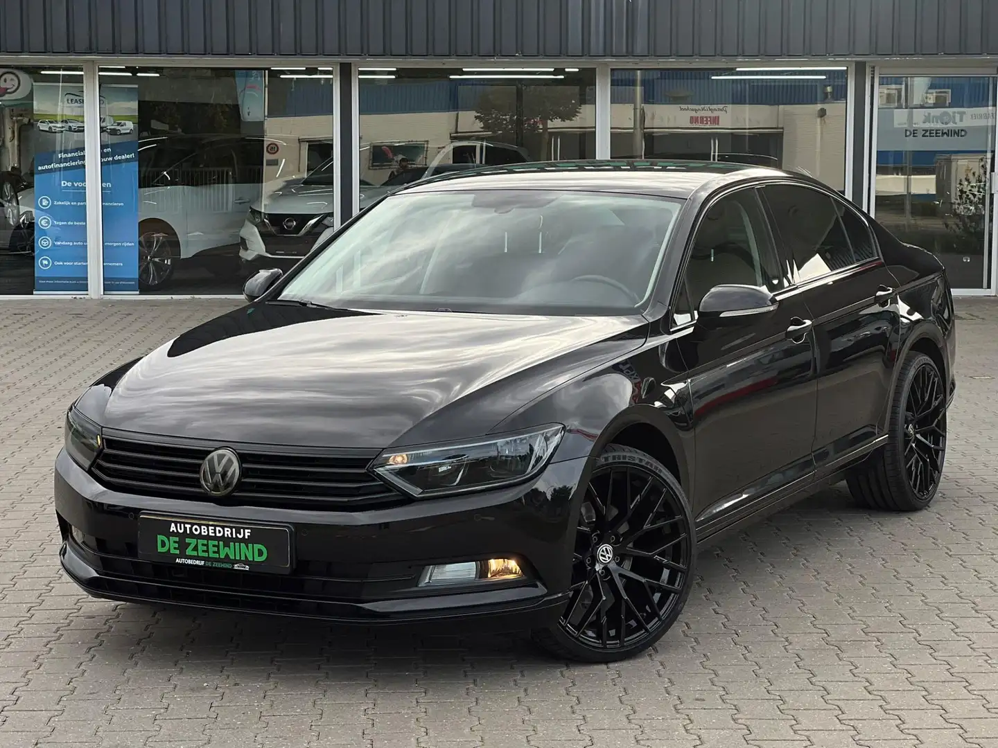 Volkswagen Passat 1.4 TSI ACT Highline Black on Black|garantie|Rijkl Zwart - 2